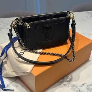 Louis Vuitton Multi Pochette with Accessoires in Black Leather